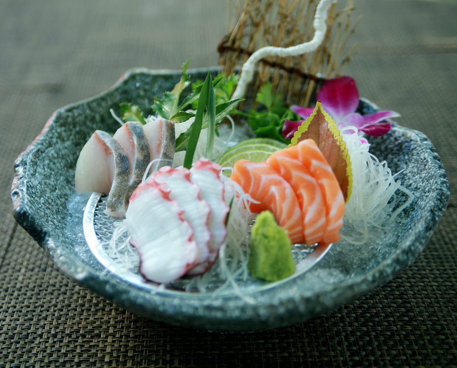 Sashimi 4 loại tổng hợp