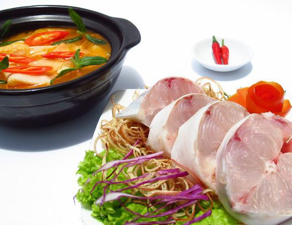 Lẩu cá Lăng măng chua